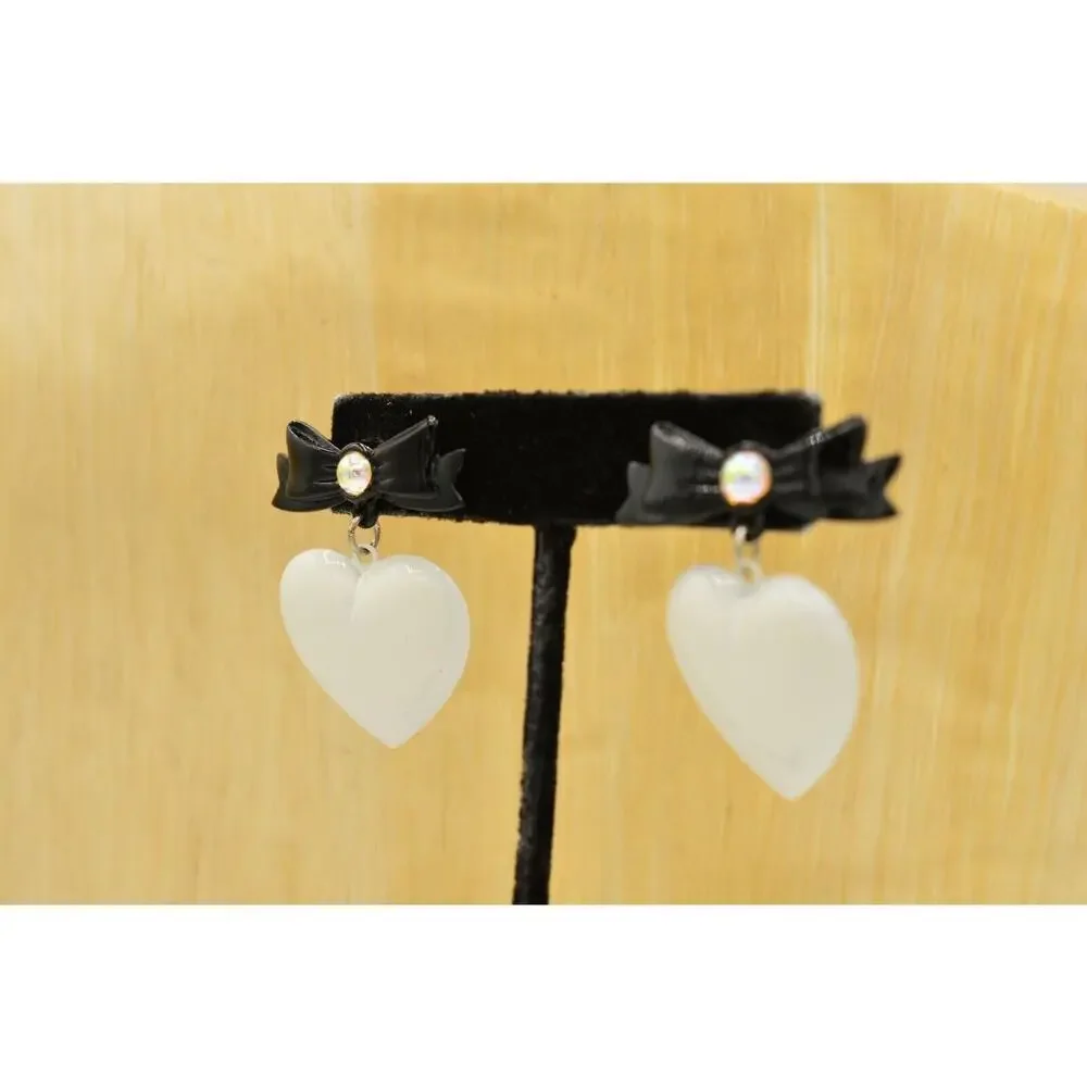 Vintage Heart Bow Dangle Earrings Black White Iridescent Cabochon NOS 1980s 9L